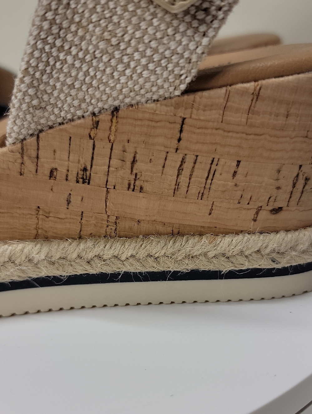 BARETRAPS-NEW IN BOX- Navy Canvas and Beige Cork Wedge Sandals - Picture 7 of 13